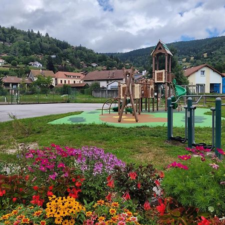 Appartement Chaleureux Au Coeur Des Hautes Vosges Ventron Buitenkant foto